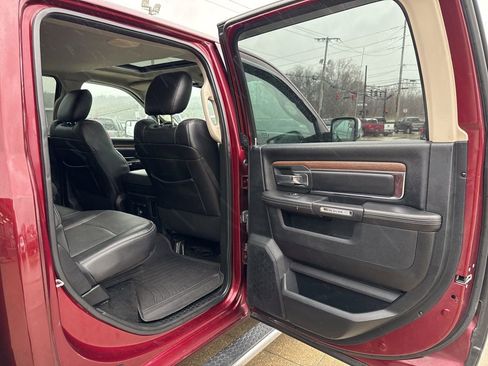 Used 2017 RAM 1500 Laramie w/ Convenience Group AWD/4WD image 50