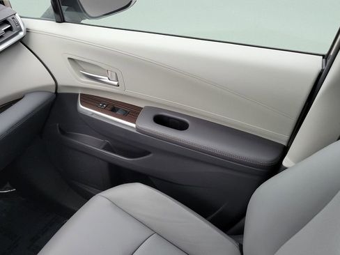Certified 2021 Toyota Sienna XLE FWD image 13