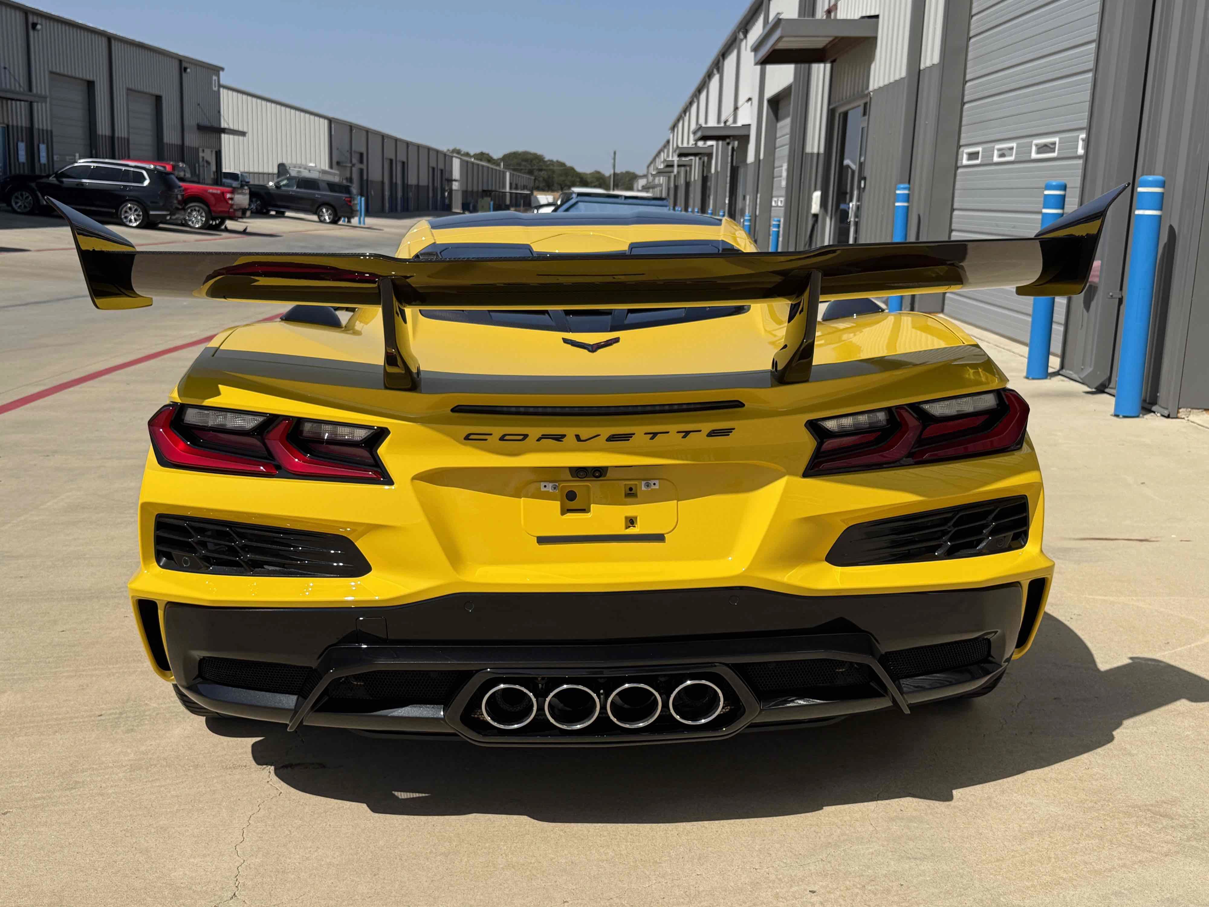 Used 2026 Chevrolet Corvette ZR1 w/ ZR1 Carbon Fiber Aero Package RWD image 3