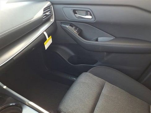 New 2026 Nissan Rogue SV w/ Cold Weather Package image 23