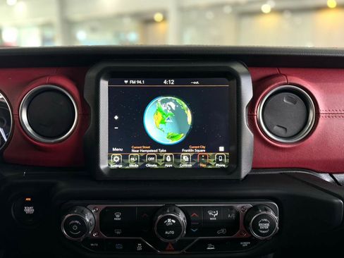 Used 2023 Jeep Wrangler Unlimited Rubicon 4xe image 26