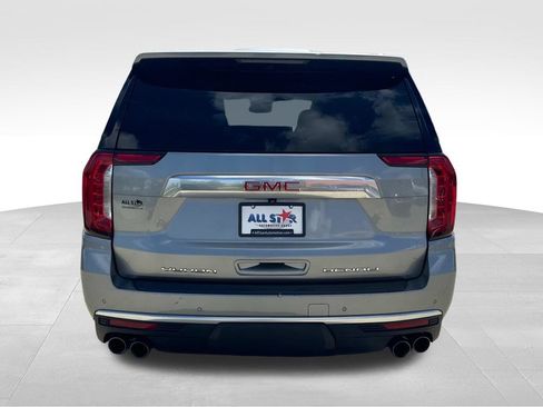 Used 2024 GMC Yukon XL Denali AWD/4WD image 8
