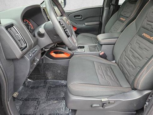 Used 2026 Nissan Frontier PRO-4X w/ Pro-4x Convenience Package AWD/4WD image 17