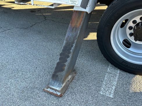 Used 2011 RAM 5500 2WD Regular Cab w/ ST Decor Group image 22