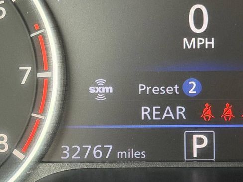 Used 2025 Nissan Altima 2.5 SV FWD image 15