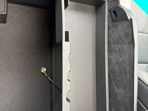 Used 2019 Ford F150 Raptor w/ Equipment Group 802A Luxury image 27