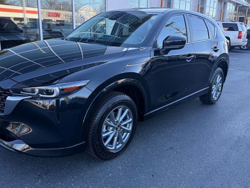 Used 2025 MAZDA CX-5 AWD 2.5 S w/ Preferred Package image 2