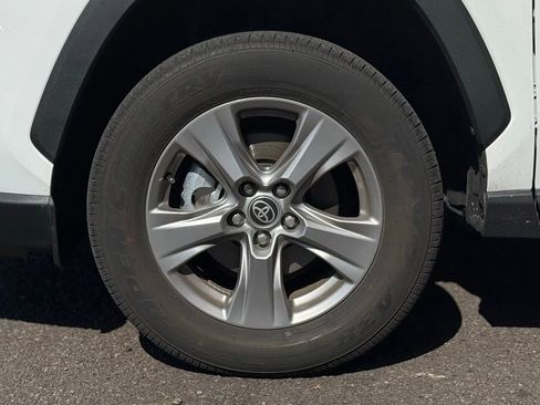 Used 2023 Toyota RAV4 XLE w/ Convenience Package image 9