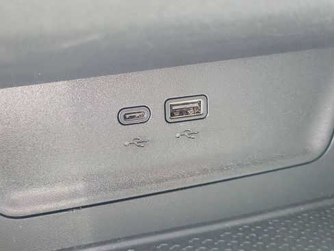 Used 2026 Chevrolet Equinox LT FWD image 27