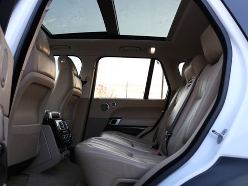 Used 2016 Land Rover Range Rover Supercharged image 35