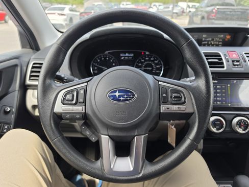 Used 2018 Subaru Forester 2.5i Premium AWD/4WD image 18