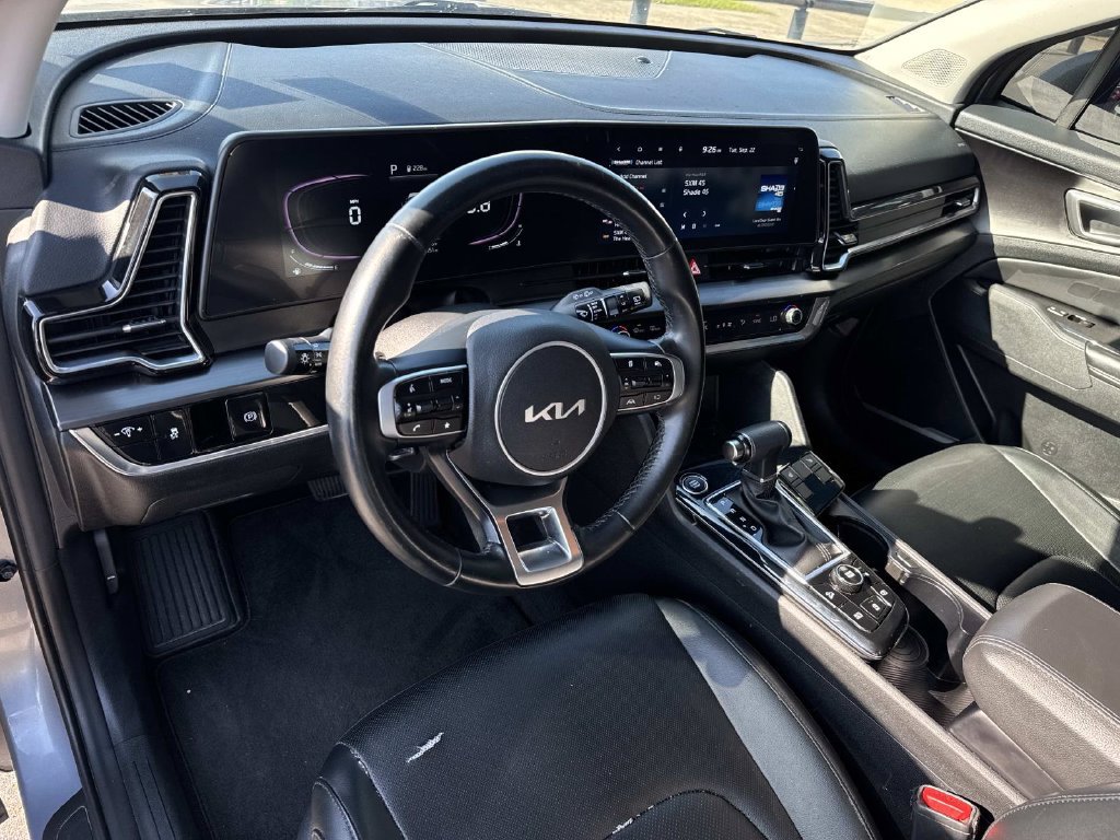 Used 2024 Kia Sportage EX FWD image 18