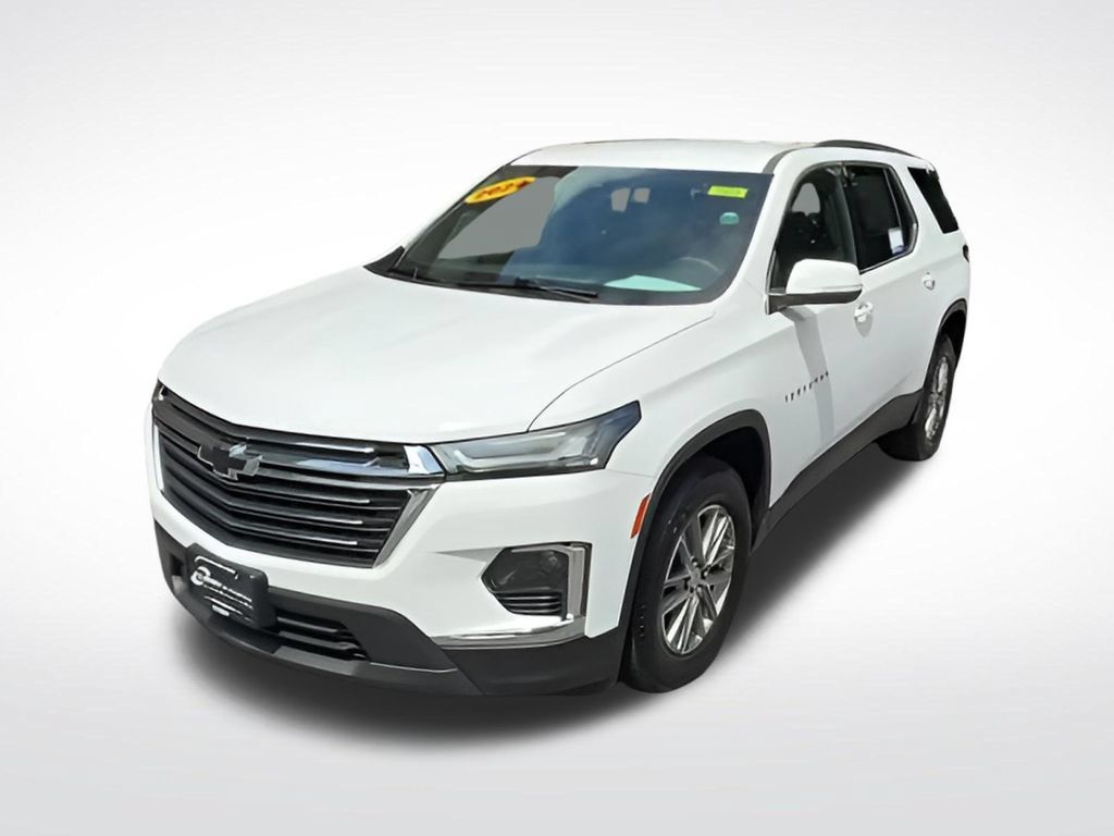 Used 2024 Chevrolet Traverse LT w/ LPO, Cargo Package AWD/4WD image 6