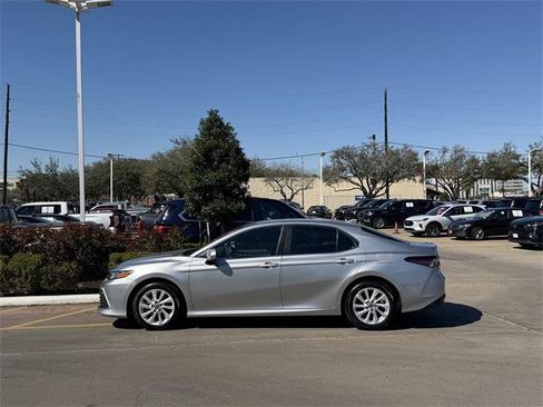 Certified 2024 Toyota Camry LE image 4