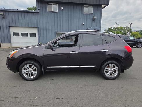Used 2013 Nissan Rogue SV AWD/4WD image 7