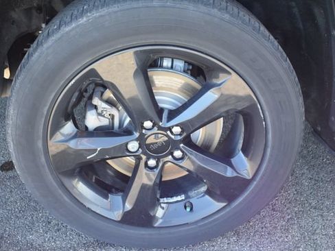 Used 2022 Jeep Grand Cherokee L Laredo AWD/4WD image 51