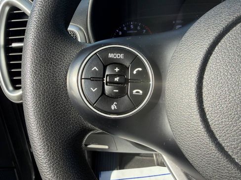 Used 2021 Kia Soul LX FWD image 26