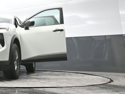 Used 2024 Nissan Rogue S AWD/4WD image 75