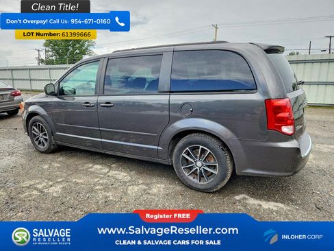 Used 2016 Dodge Grand Caravan R/T FWD image 3