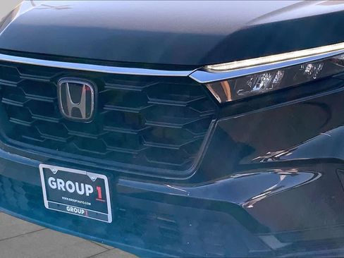 Used 2025 Honda CR-V LX image 30