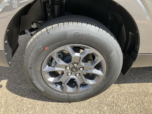 New 2026 Ford Maverick XLT AWD/4WD image 17