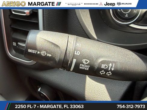 Used 2021 RAM 1500 Big Horn RWD image 28