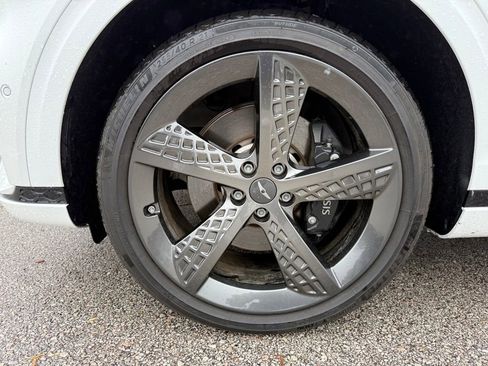 Used 2025 Genesis GV70 3.5T Sport w/ Sport Advanced Package image 11