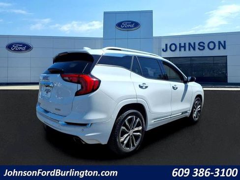 Used 2020 GMC Terrain Denali w/ LPO, Floor Liner Package AWD/4WD image 3