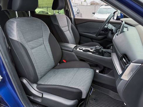 Certified 2023 Nissan Rogue SV image 10