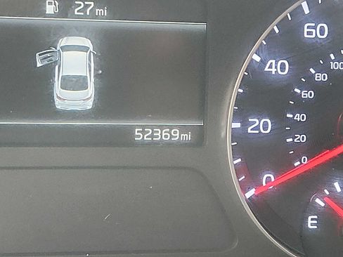 Used 2023 Kia Forte LXS w/ LXS Technology Package FWD image 19