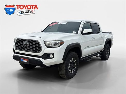 Certified 2021 Toyota Tacoma TRD Off-Road image 1