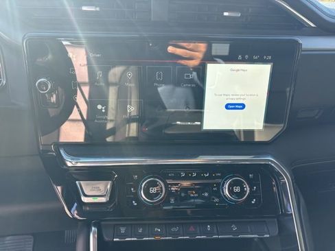 Used 2024 GMC Sierra 2500 Denali w/ Denali Reserve Package image 11