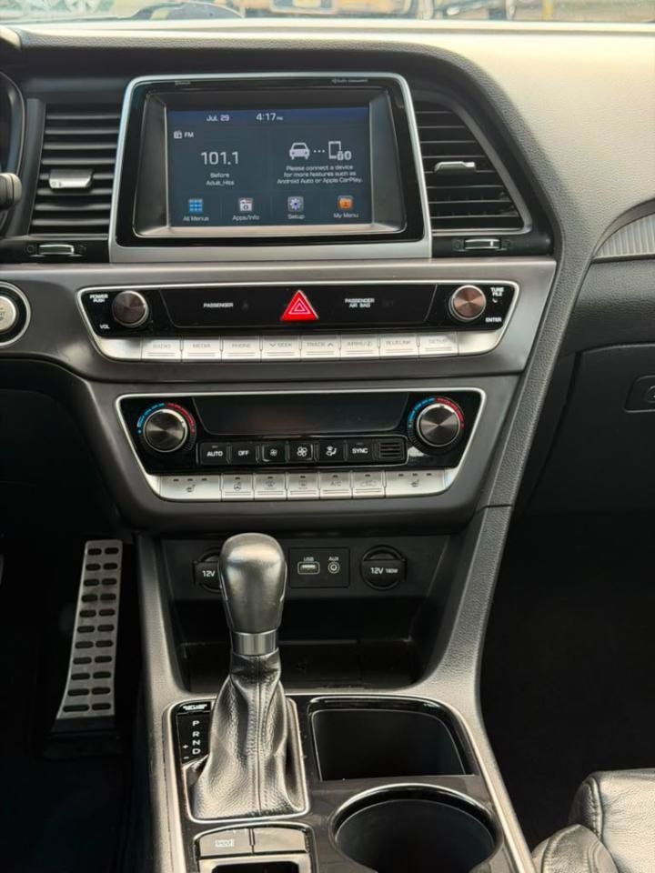 Used 2019 Hyundai Sonata Sport w/ Tech Package 03 FWD image 9