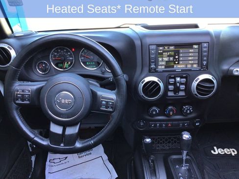 Used 2017 Jeep Wrangler Unlimited Sahara w/ Max Tow Package AWD/4WD image 3