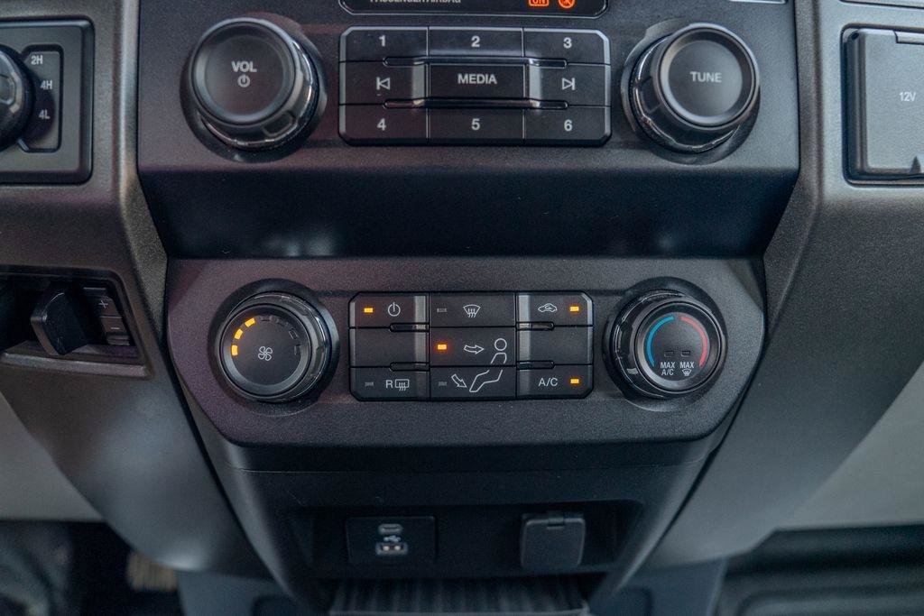 Used 2022 Ford F350 XL w/ STX Appearance Package AWD/4WD image 29