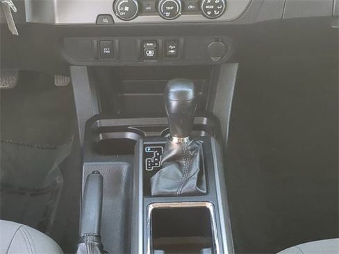 Used 2019 Toyota Tacoma SR5 image 19
