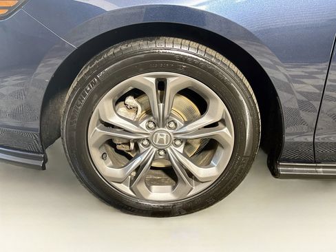 Used 2024 Honda Accord EX image 29