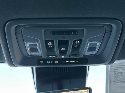 Used 2025 Chevrolet Silverado 1500 LTZ w/ LTZ Premium Package image 32