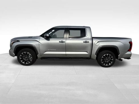 Used 2025 Toyota Tundra Limited AWD/4WD image 2