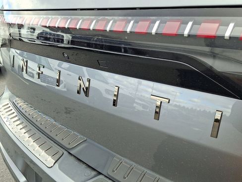 New 2026 INFINITI QX80 4WD w/ Sport Exterior Package image 21