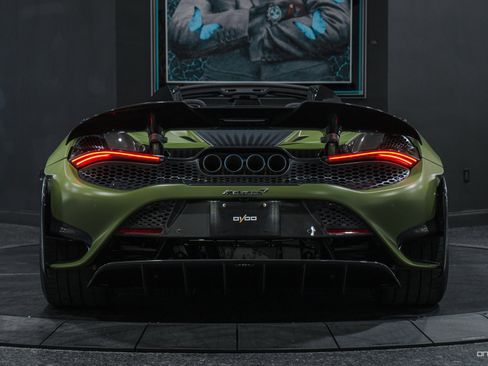 Used 2022 McLaren 765LT MSO MATTE URBAN GREEN $570,000 image 22