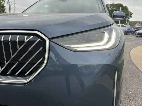 Certified 2025 BMW X3 xDrive30i AWD/4WD image 6