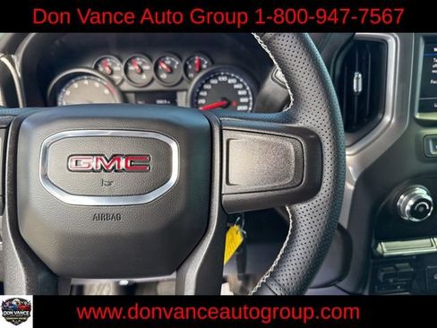 Used 2021 GMC Sierra 1500 4x4 Crew Cab w/ Sierra Value Package image 16