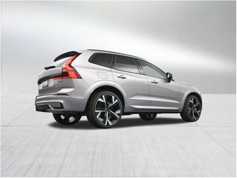 New 2026 Volvo XC60 T8 Ultra AWD/4WD image 25