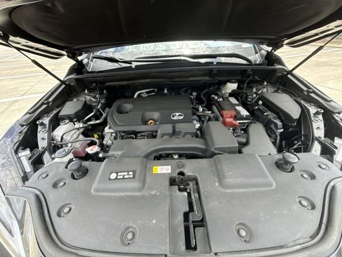 Used 2025 Lexus NX 250 FWD w/ Accessory Package (Z1) image 14