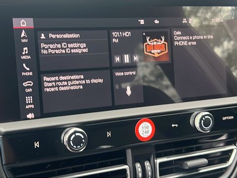 New 2026 Porsche Macan AWD/4WD image 27