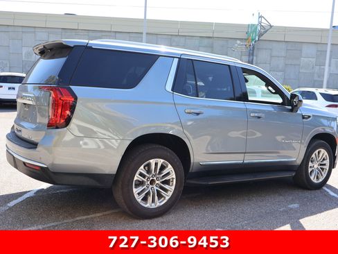 Used 2023 GMC Yukon SLT RWD image 9