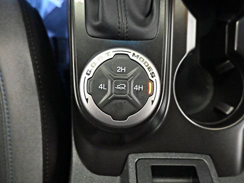 Used 2022 Ford Bronco Black Diamond image 20