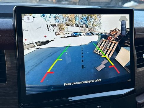 Used 2023 Ford Expedition Limited RWD image 25