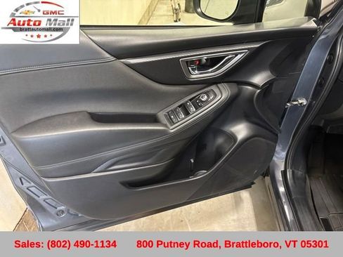 Used 2020 Subaru Forester Premium image 11